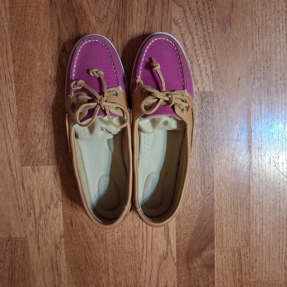 SPERRY Tan and Pink Boat Shoes